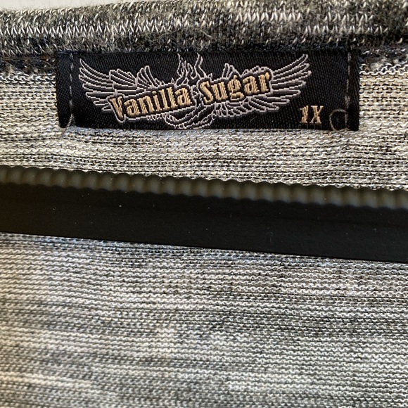 🩶 Vanilla Sugar “Some Kind Of Wonderful” Rhinestone Graphic Tee, 3/4 Sleeve 1X - Picture 4 of 6